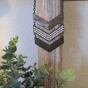 Antique Look Herringbone Necklace with Rhinestones